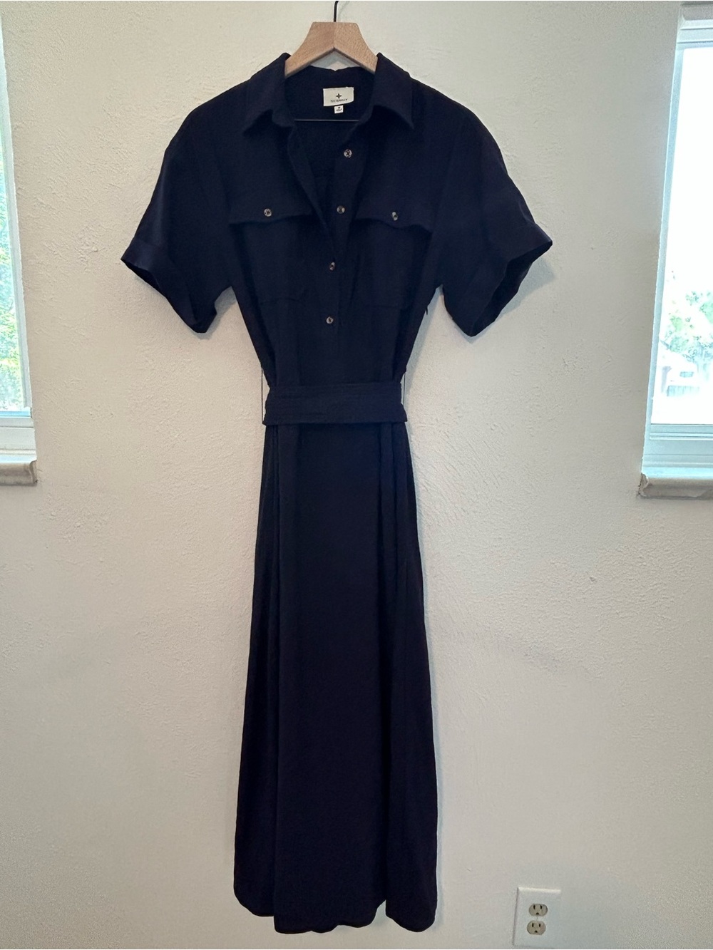 Tuckernuck Navy Maxi Dress Belted Tie Waist Pockets| Classy Academia Preppy| M - Picture 2 of 9